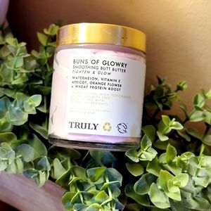 Buns of Glowery body butter